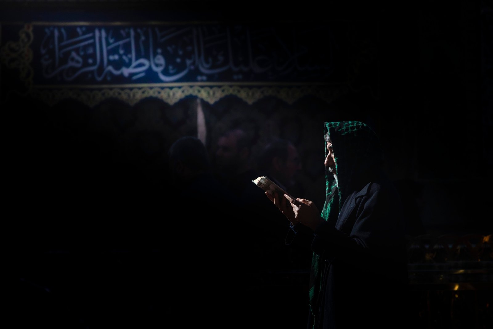 Do Shia Muslims Pray to Saints?